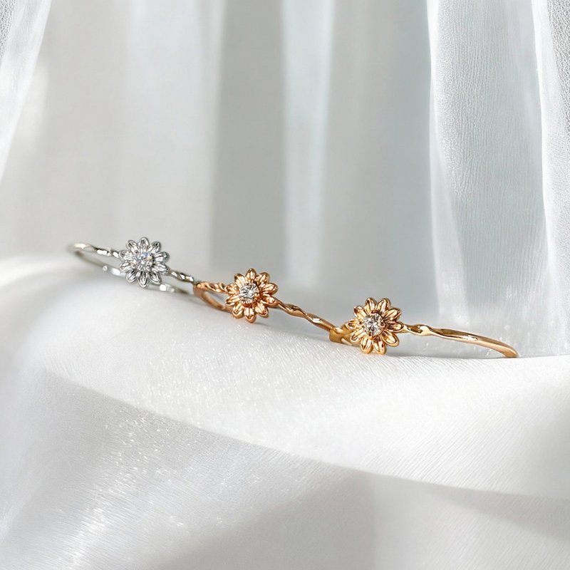 经典小雏菊【 手捧花钻 】s925纯银 戒指  || 独家开版 - 戒指 - 纯银 透明