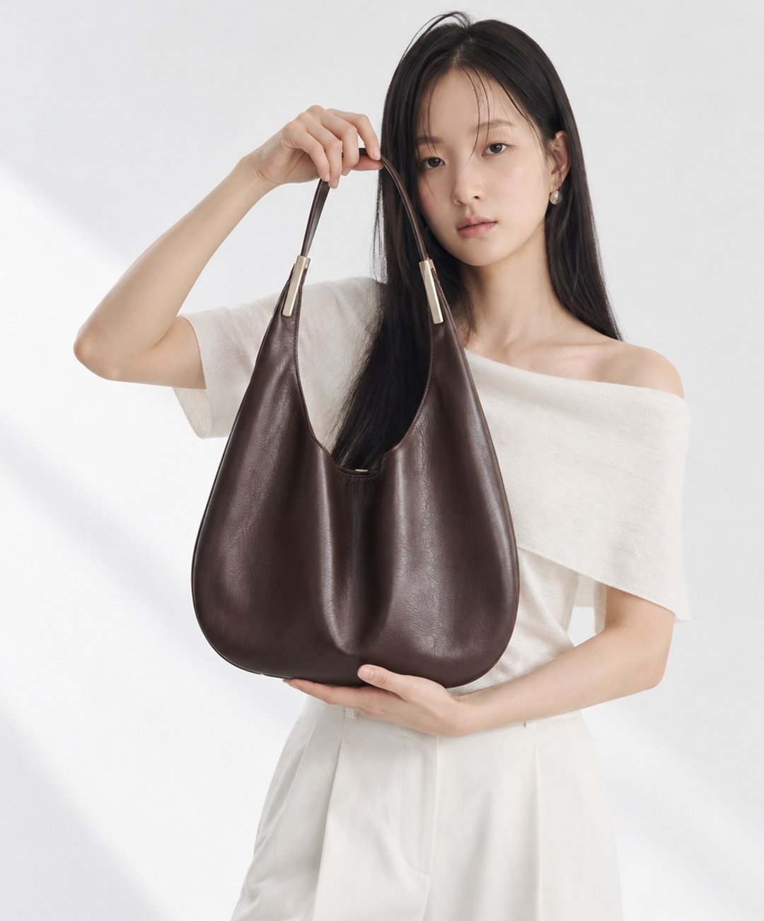 supportingrole 法式弧月极简柔软真皮肩背手提通勤托特包咖啡 - 侧背包/斜挎包 - 真皮 