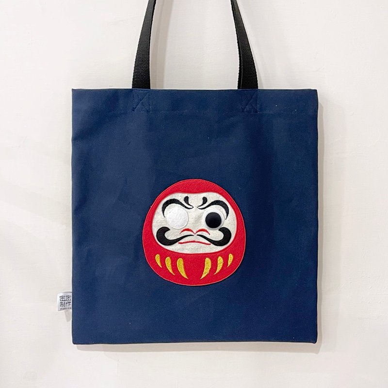 (多色)【图案不是印刷】跟达摩许愿, 扣上眼睛, 帆布侧背包 - 侧背包/斜挎包 - 棉．麻 白色