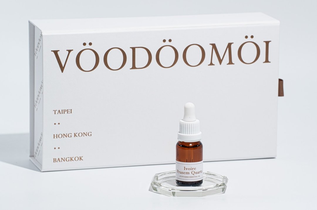 VÖODÖOMÖI 火山岩晶石-有机扩香油15ml - 香薰/精油/线香 - 精油 黄色