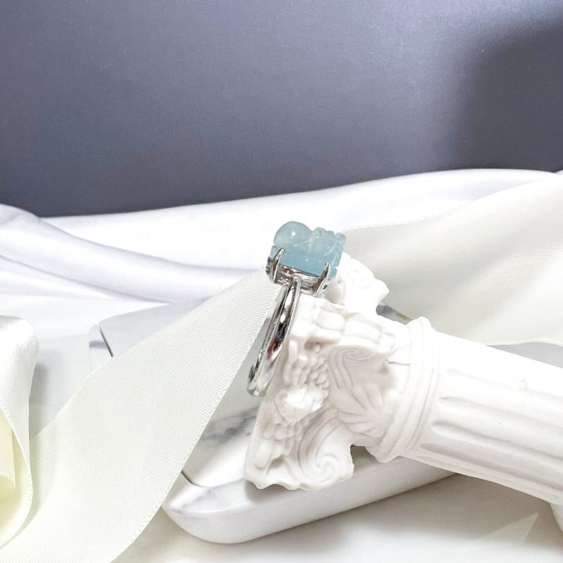 A:Triangle 蓝色小巧玲珑皮皮 戒指可调  貔貅 l 海蓝宝 l - 戒指 - 宝石 