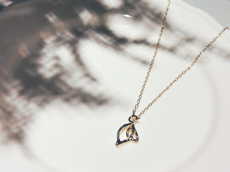 镂空叶单坠项链长版现货 - 项链 - 银 金色