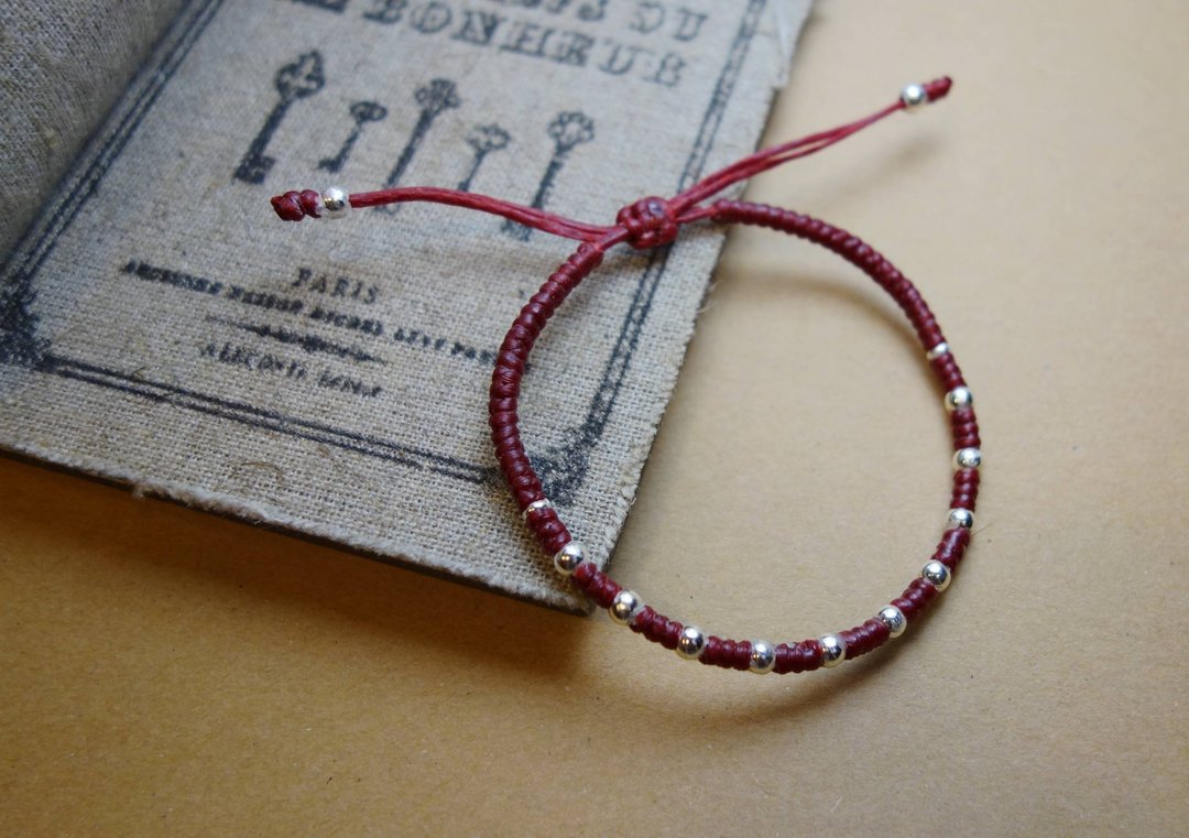 "点点回忆"925纯银 蚕丝蜡线 编织细手链/925 silver bracelet - 手链/手环 - 其他金属 红色