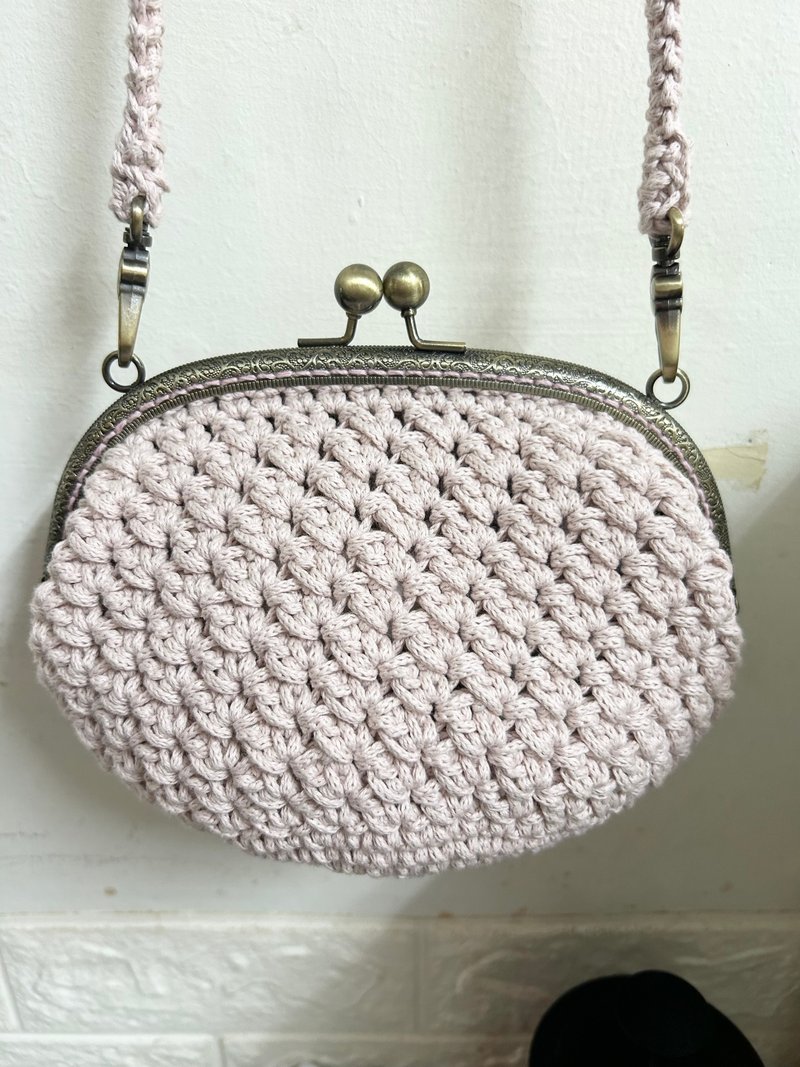 手工编织粗棉线口金侧背包 - 侧背包/斜挎包 - 棉．麻 