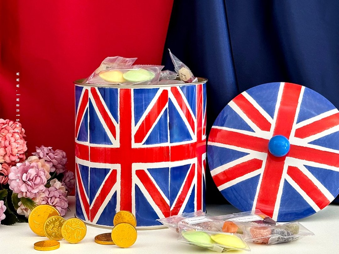 【英国糖果屋】新年献礼 蛇来呷甜- 艾玛英伦米字旗糖果圆筒 - 零食/点心 - 其他材质 红色