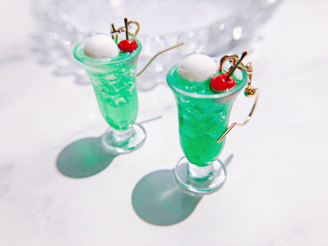 piercenecklace, accessory, fake sweets,soda,fake food, food sample, present,soda - 耳环/耳夹 - 塑料 绿色