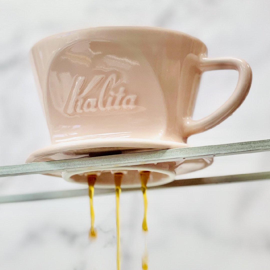 【日本】Kalita x Hasami 101系列 波佐见烧陶瓷滤杯 (珊瑚粉) - 咖啡壶/周边 - 陶 粉红色