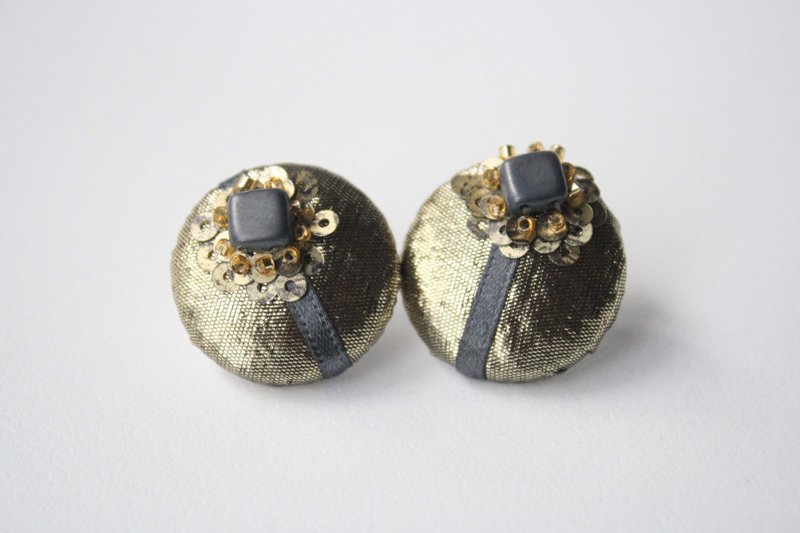 kurumi - 耳环/耳夹 - 其他材质 金色