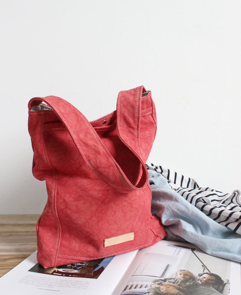 sobag文艺手作红色扎染帆布包包女日系侧背文艺大容量单肩托特包 - 侧背包/斜挎包 - 棉．麻 红色