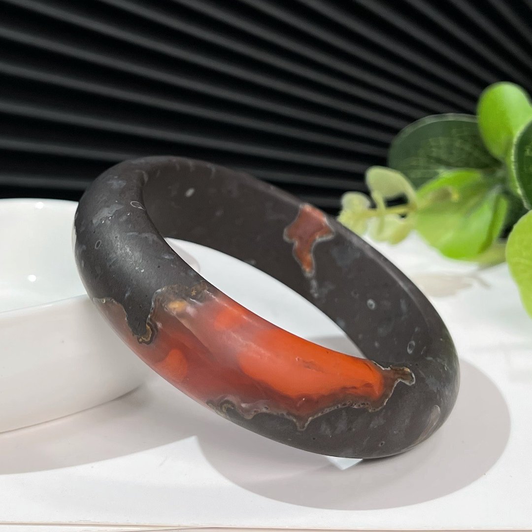 铁皮包浆南红玛瑙手镯53MM 柿子红鸿运当头赤玉手环 哑光古朴款 - 手链/手环 - 半宝石 