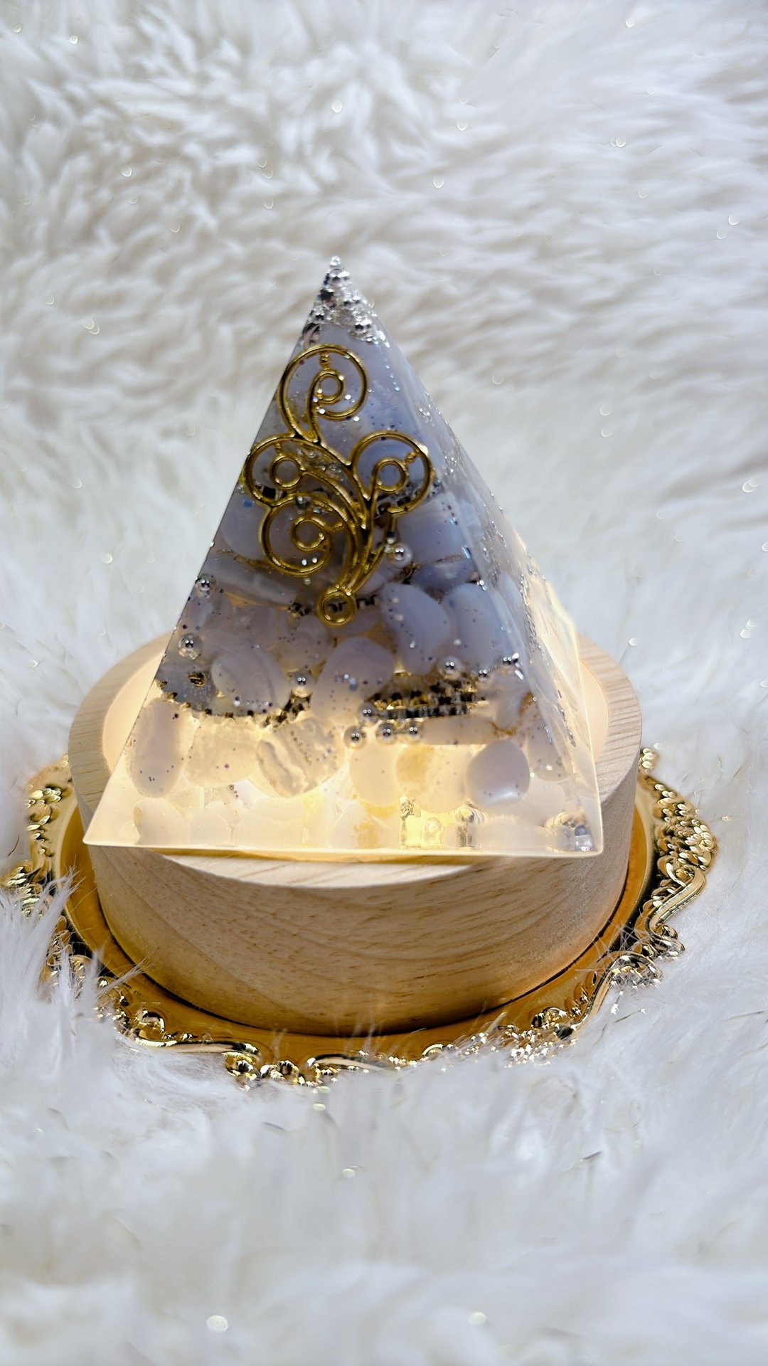 蓝纹静心-蓝纹玛瑙奥刚能量金字塔 - 摆饰 - 水晶 蓝色
