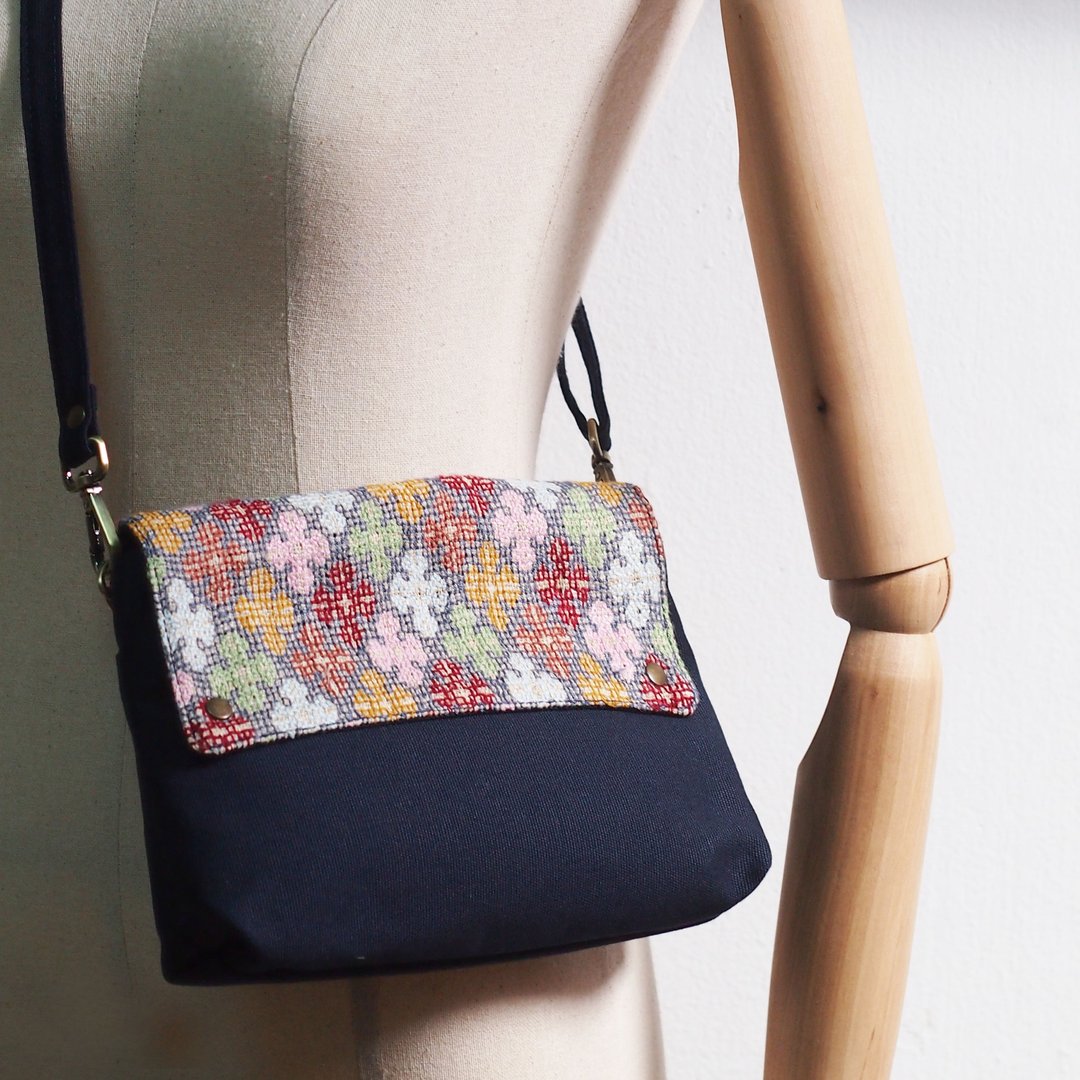 Tribal Crossbody Pouch : W 24 -  Hmong hill tribe Cross-stitch Works - 其他 - 棉 