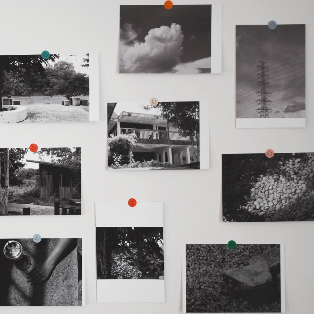 Monotone postcard with envelope - Raw Collection - 摄影集 - 纸 灰色