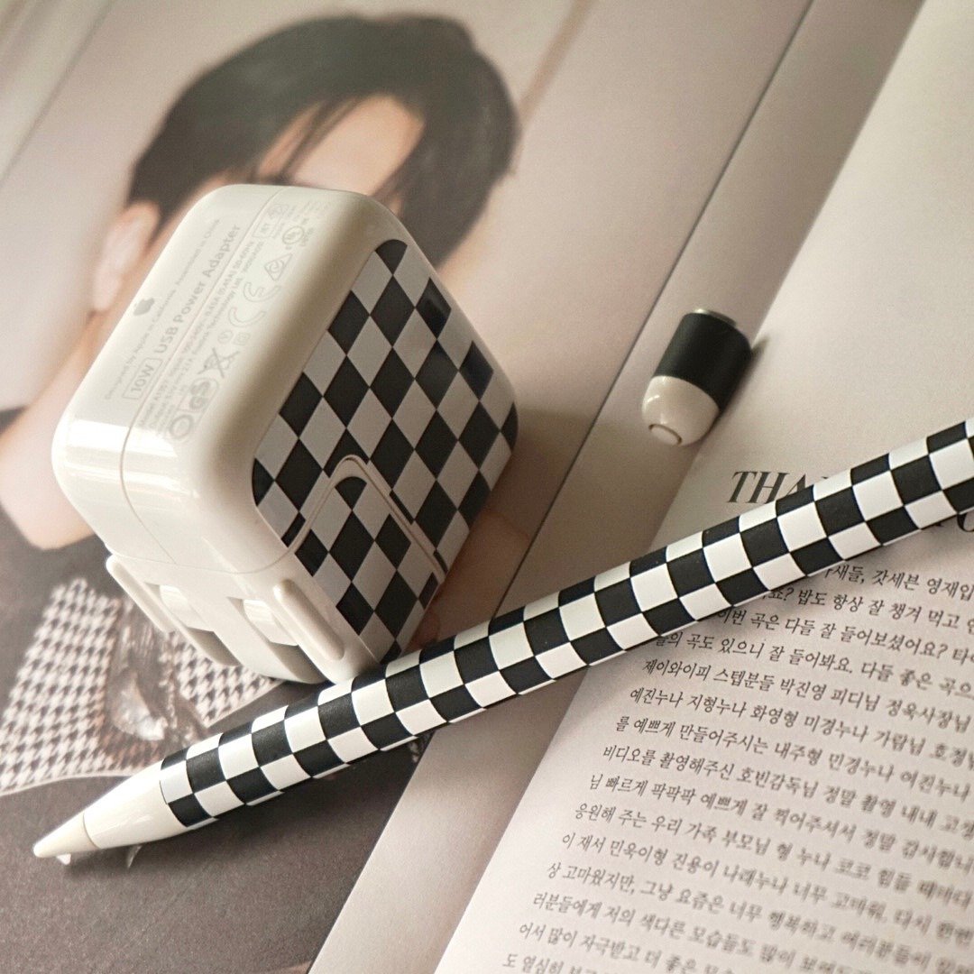 CHARGER CHECKERED COLLECTION - 其他 - 其他材质 黑色