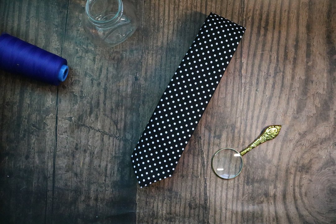 黑色波點領帶英倫風窄版設計Neckties百搭 - 领带/领带夹 - 聚酯纤维 黑色