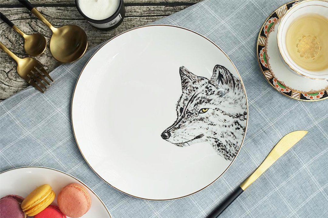 森林小伙伴系列 - Coyote狼20cm 金边骨瓷餐盘 - 盘子/餐盘/盘架 - 瓷 黑色