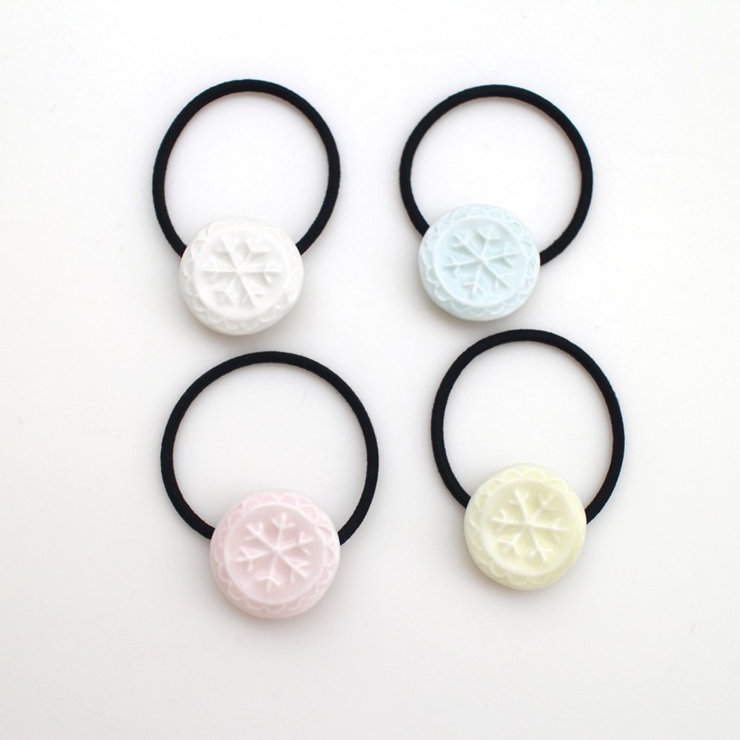 snowflake hair tie - 发饰 - 陶 白色