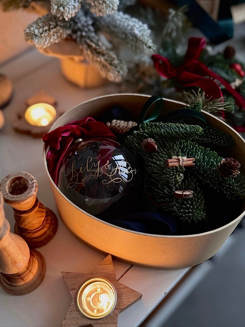 Christmas Door Swag x Engraved Glass Bauble 圣诞礼盒 - 摆饰 - 植物．花 