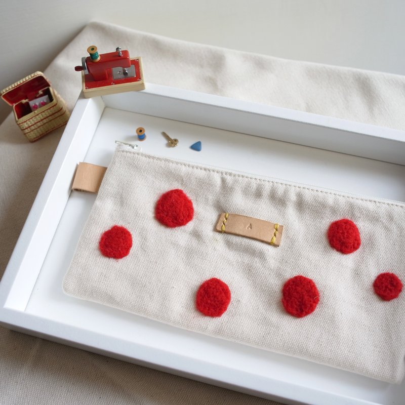 香菇红点 皮革 羊毛毡 文艺青年笔袋/化妆袋 - 化妆包/杂物包 - 棉．麻 红色