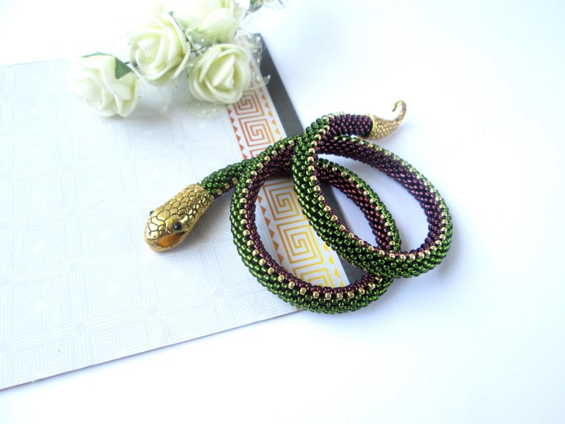 Green snake necklace bracelet Ouroboros jewelry Serpent rope Bead crochet neckla - 手链/手环 - 其他材质 多色