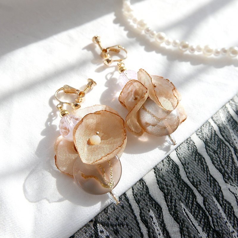 花束-无花果色系复古钮扣耳环 - 耳环/耳夹 - 玻璃 粉红色