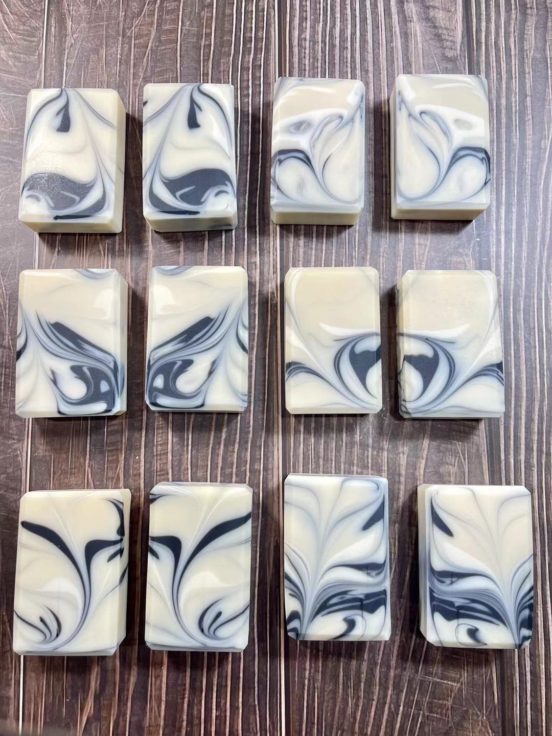 竹炭洁肤薄荷皂 - 肥皂/手工皂 - 其他材质 多色