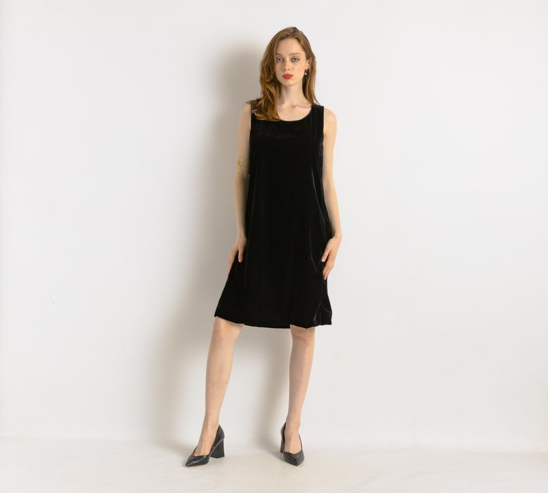 90 年代女士 Velor Max Mara Midi 黑色连身裙，中号 7530 - 洋装/连衣裙 - 棉．麻 黑色