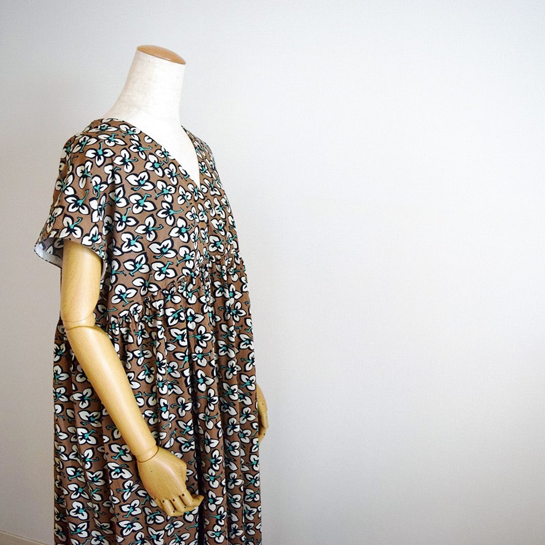 Cotton cash-court switching gather maxi one-piece dress mocha green made to order - 洋装/连衣裙 - 棉 绿色