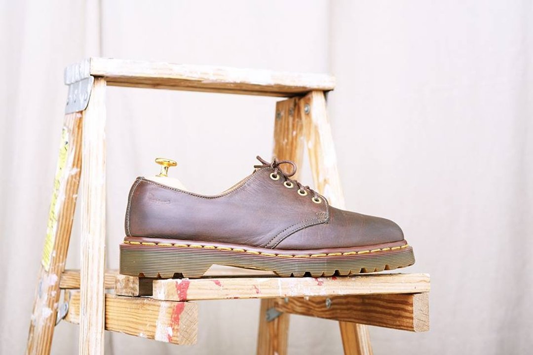 《Dr. Martens Shoes》4孔复古咖啡马汀鞋 DMH07 - 男款休闲鞋 - 真皮 咖啡色