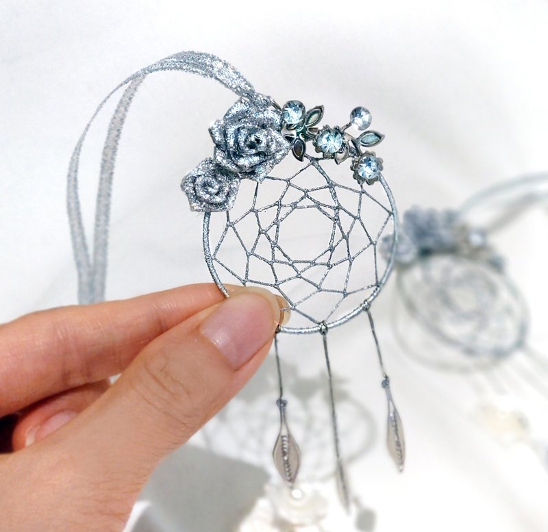 迷你闪亮星辰银玫瑰 纯手工捕梦网  (净化负能量 附赠精致礼盒) - 吊饰 - 其他金属 银色