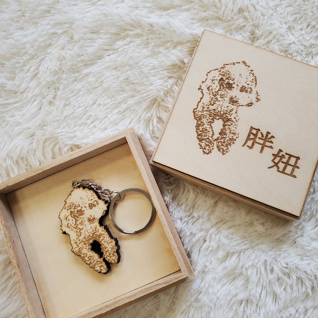 毛发琉璃木钥匙圈(木制/雷雕/定制化/独一无二/纪念品/礼盒) - 订制抱枕/饰品 - 玻璃 多色