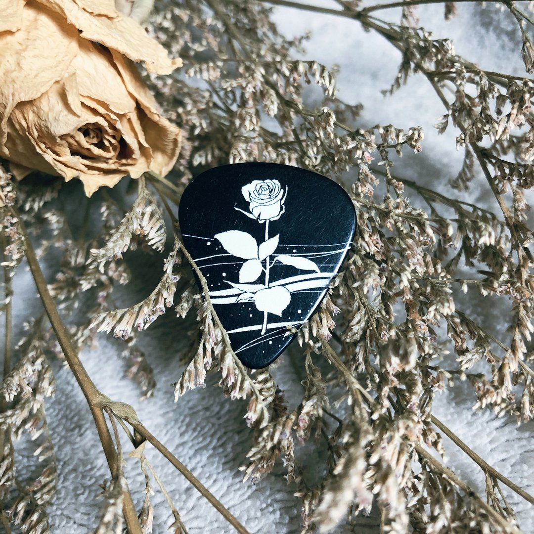 Guitar Pick no.12 - 其他 - 纸 黑色