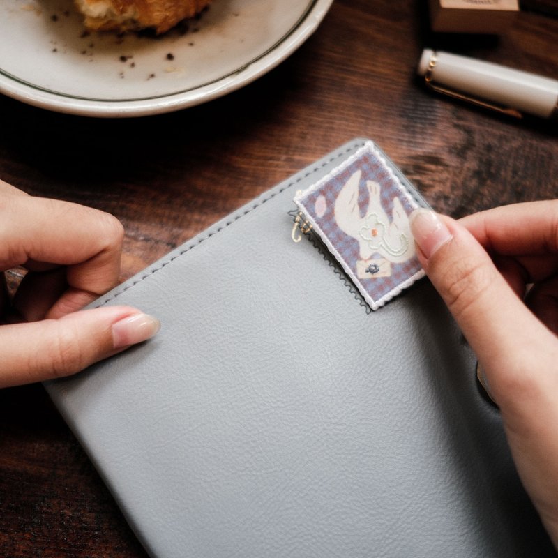 刺绣邮票贴纸 - 写给自己 | teayoushop 原创 - 徽章/别针 - 棉．麻 