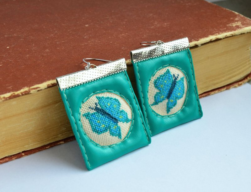 刺绣蝴蝶玉耳环 人造皮革耳环女式面料天然绿松石首饰 - 耳环/耳夹 - 人造皮革 蓝色