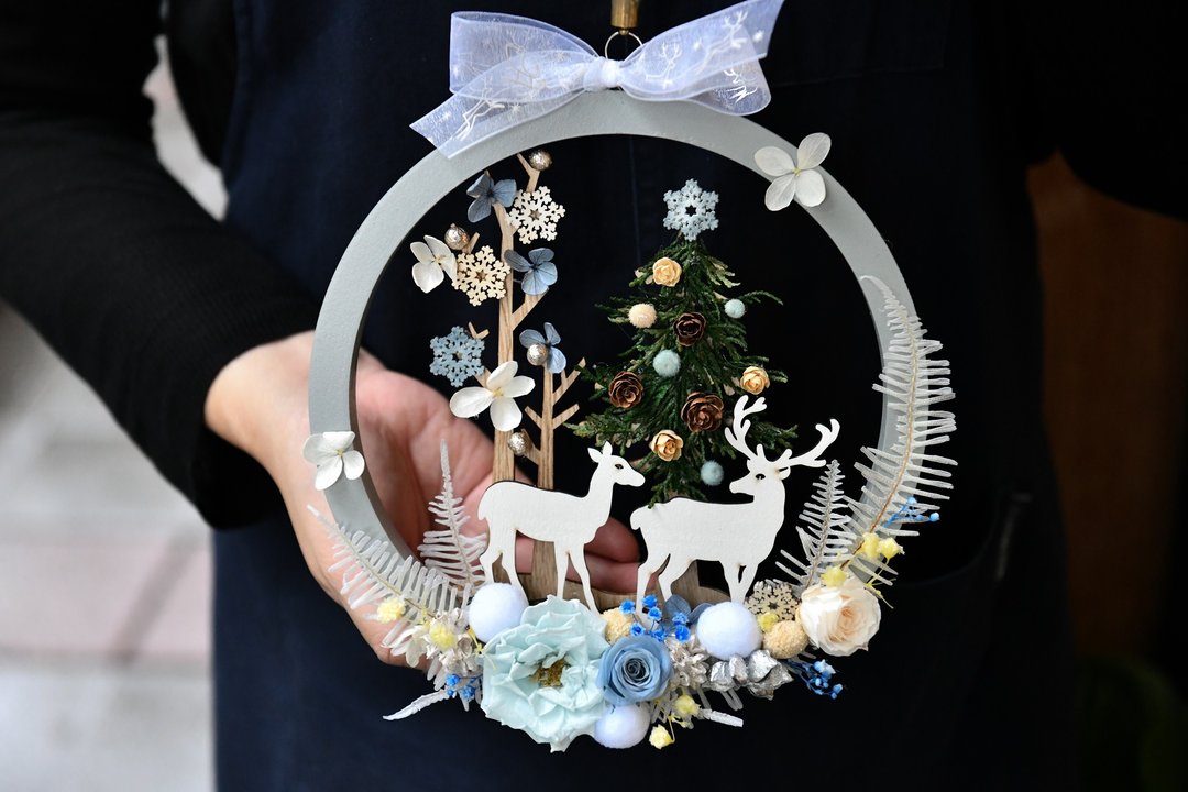 Blue-and-White Christmas Wreath│蓝白浪漫圣诞花圈 - 干燥花/捧花 - 植物．花 