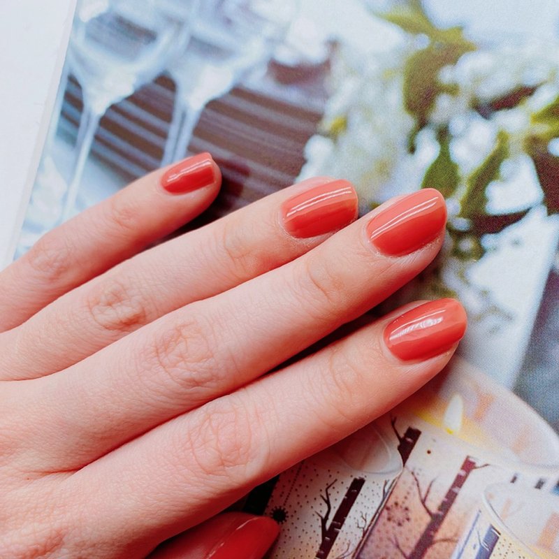 V143 歌颂伊亚日暮曲-日暮桔 爱若雅光撩指甲油一步胶 - 指甲油/指甲贴 - 其他材质 橘色