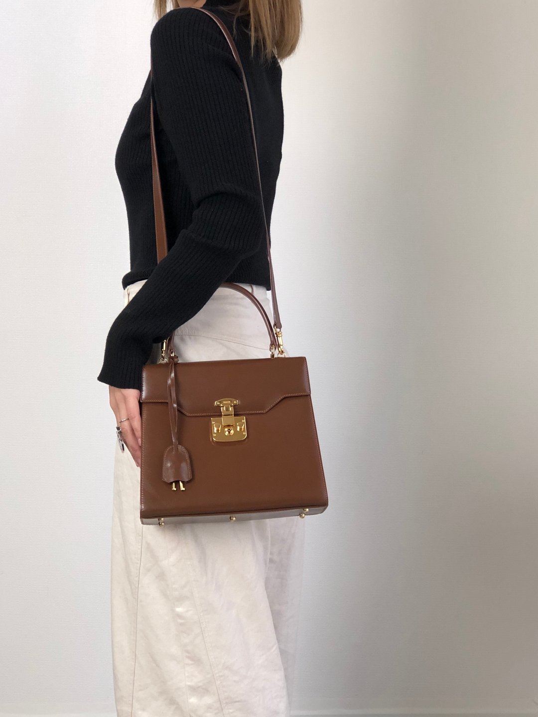 【日本直送 名牌中古包】GUCCI 古驰 侧背包 棕色 Lady Lock 皮革 2WAY vintage 古着 design icv4fg - 侧背包/斜挎包 - 真皮 咖啡色