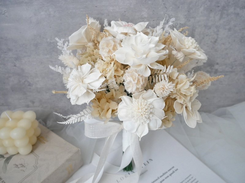 自然型干燥花捧花【雪白世界】外拍捧花/白色捧花/新娘捧花 - 干燥花/捧花 - 植物．花 白色