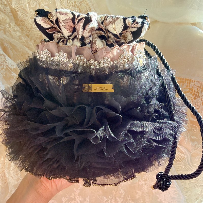 印度刺绣缎带 圆底收纳包 - 化妆包/杂物包 - 其他材质 黑色