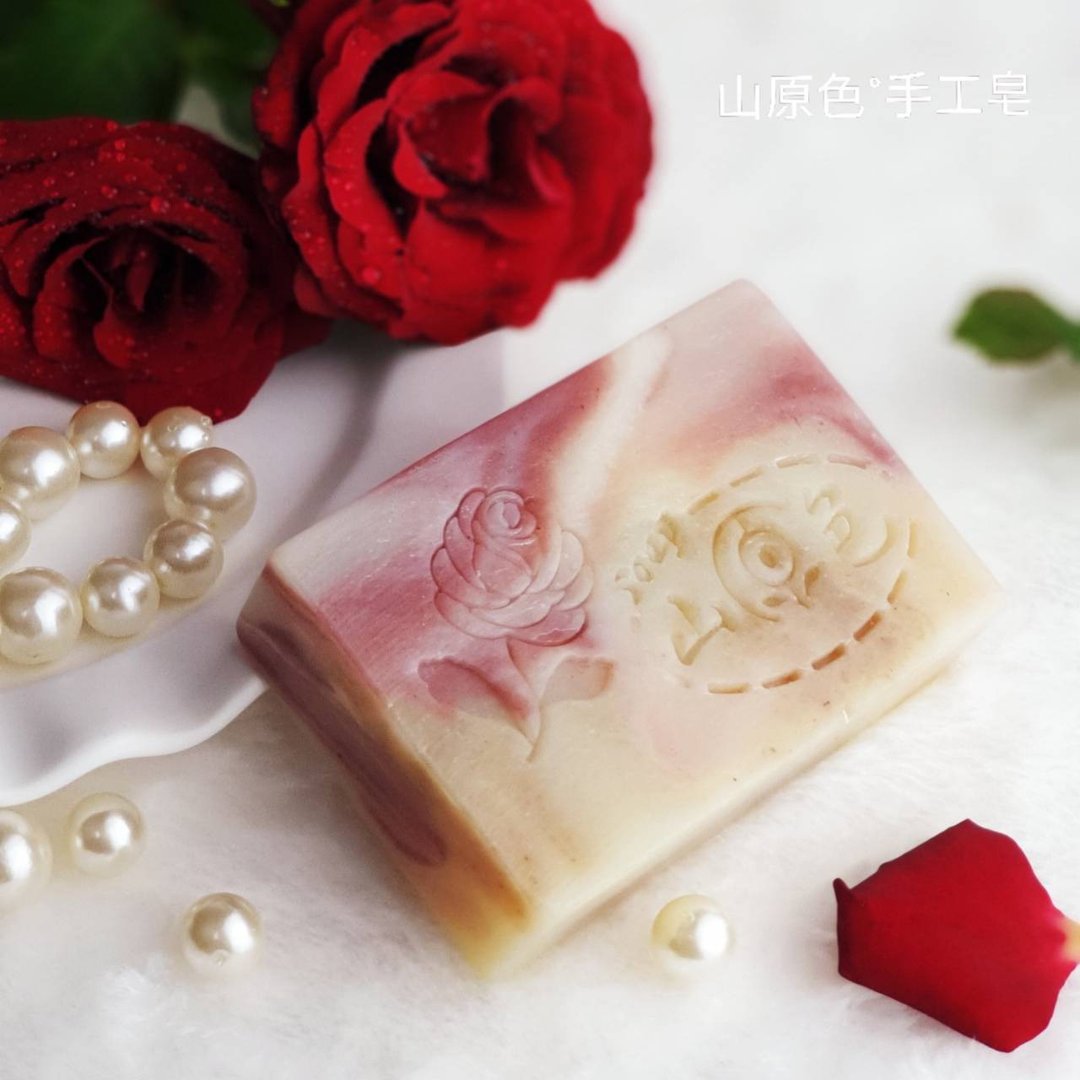 【玫瑰珍珠】嫩白 精油皂 珍珠粉/玫瑰花水/保湿/暗沉肌肤/玫瑰 - 肥皂/手工皂 - 其他材质 