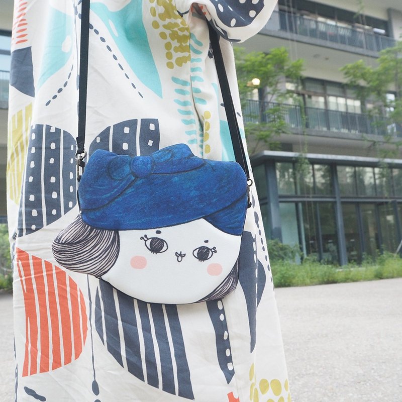 蓝色贝雷帽包子小姐旅行小挎包小物包手提肩背可爱包 - 侧背包/斜挎包 - 棉．麻 蓝色