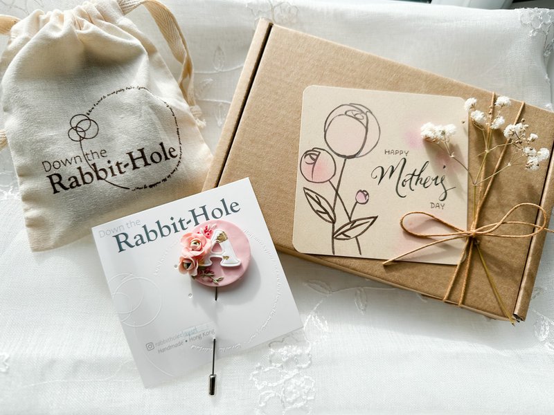 花好月圆 | 自订英文字母 纯手工软陶胸针 - 胸针 - 粘土 