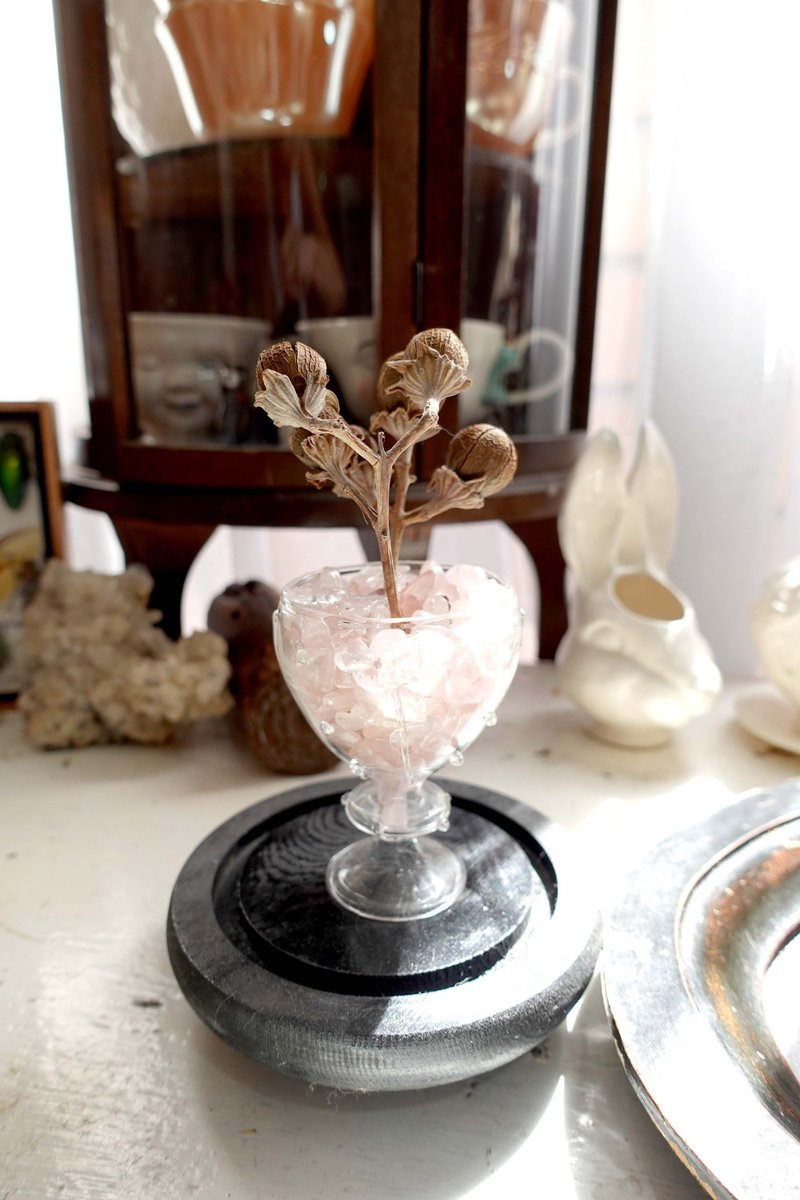 日本中古玻璃杯粉晶干花玻璃罩木底摆设 高级二手古着珠宝首饰 - 摆饰 - 其他材质 多色