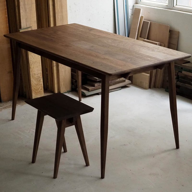 鸟居桌子 Torii Table - 餐桌/书桌 - 木头 卡其色