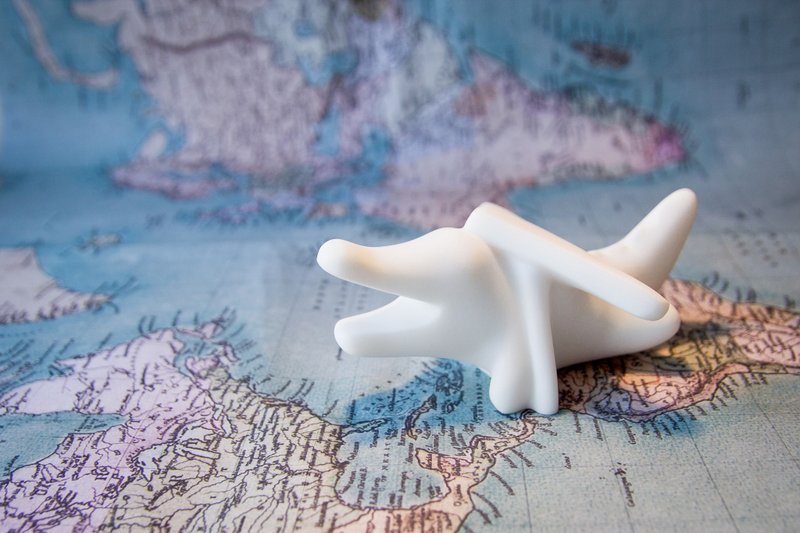 【疗愈摆件 | 摆饰 】想飞系列_飞达未来- 鳄鱼造型石雕 - 摆饰 - 石头 白色