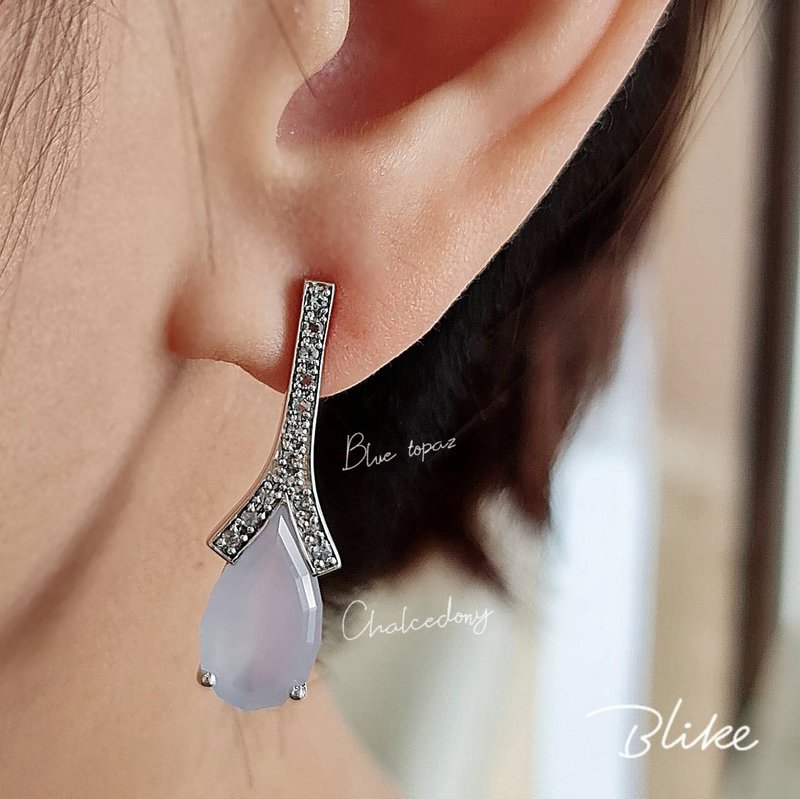 Blue Chalcedony and Swiss Blue Topaz Earring - 耳环/耳夹 - 纯银 白色