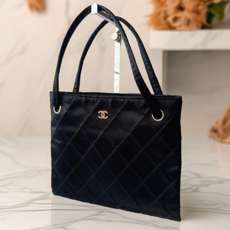 绝版中古包 Chanel 黑色格纹水钻托特包 古董包 复古包 古着包 - 手提包/手提袋 - 真皮 黑色