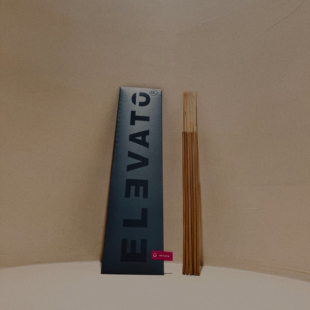 Elevato.t香氛线香-ESTINTO 东方焦馥调 - 香薰/精油/线香 - 竹 咖啡色