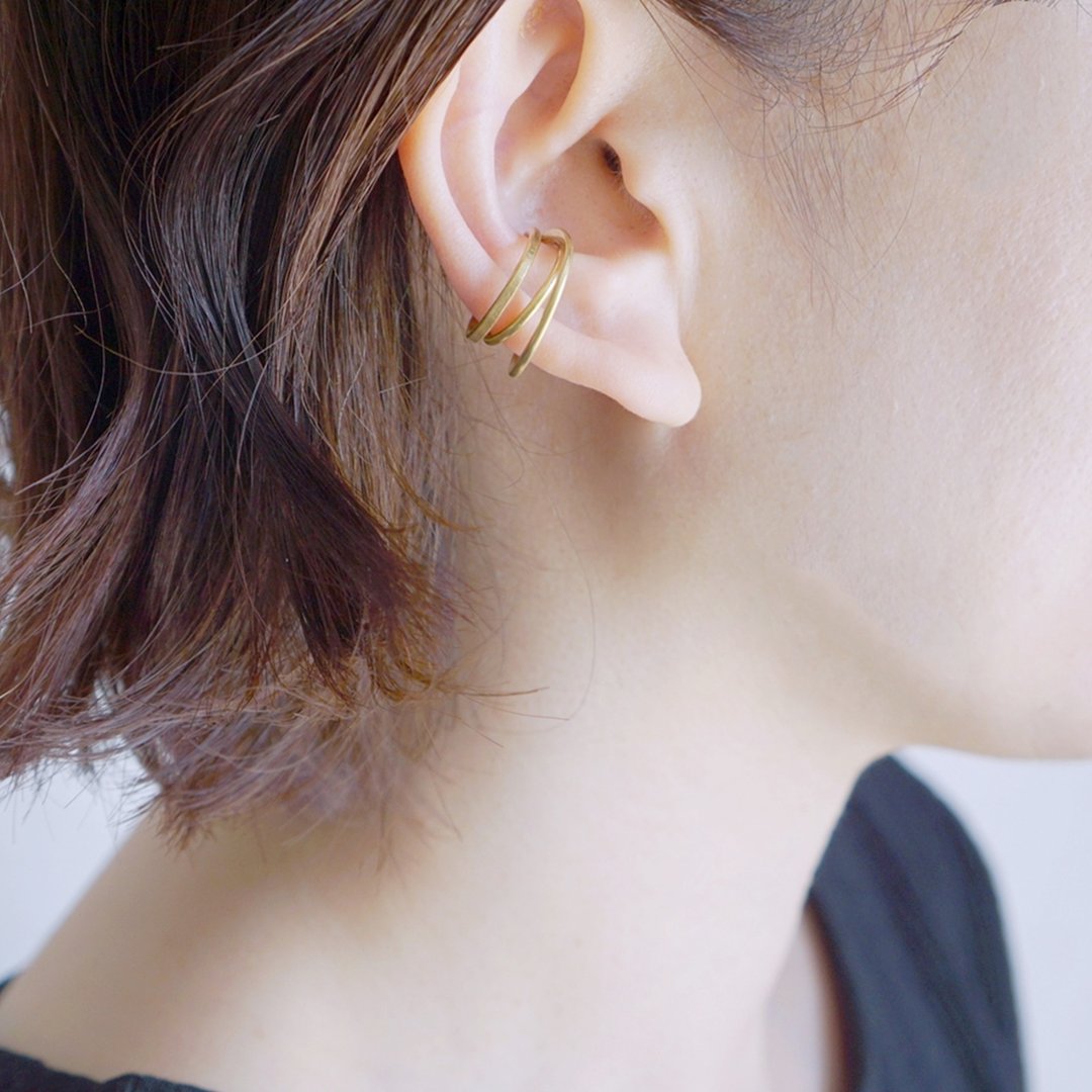 Ear cuff 　accost　triple cross cuff brass unisex men's - 耳环/耳夹 - 铜/黄铜 金色