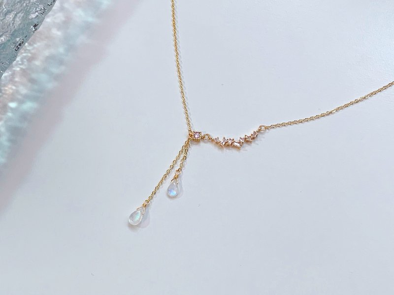 月光石 顷刻 | 项链 - 项链 - 半宝石 蓝色